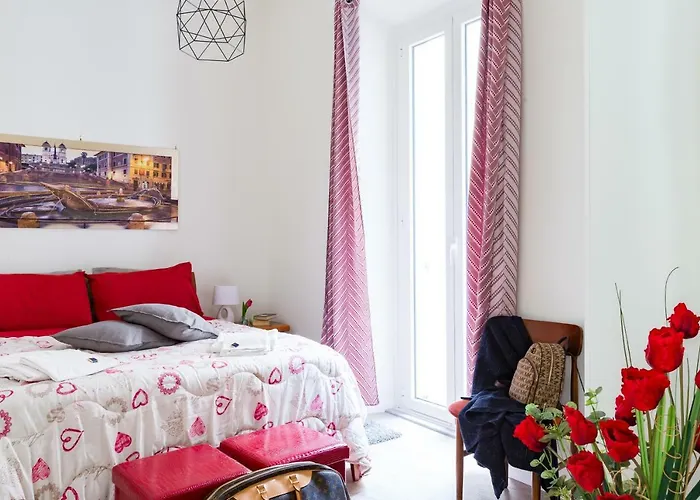 Sixty One Luxury Apartment *