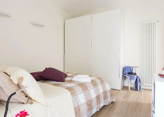 Sixty One Luxury Apartment