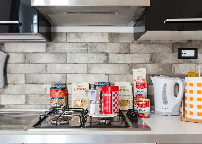 Sixty One Luxury Rom